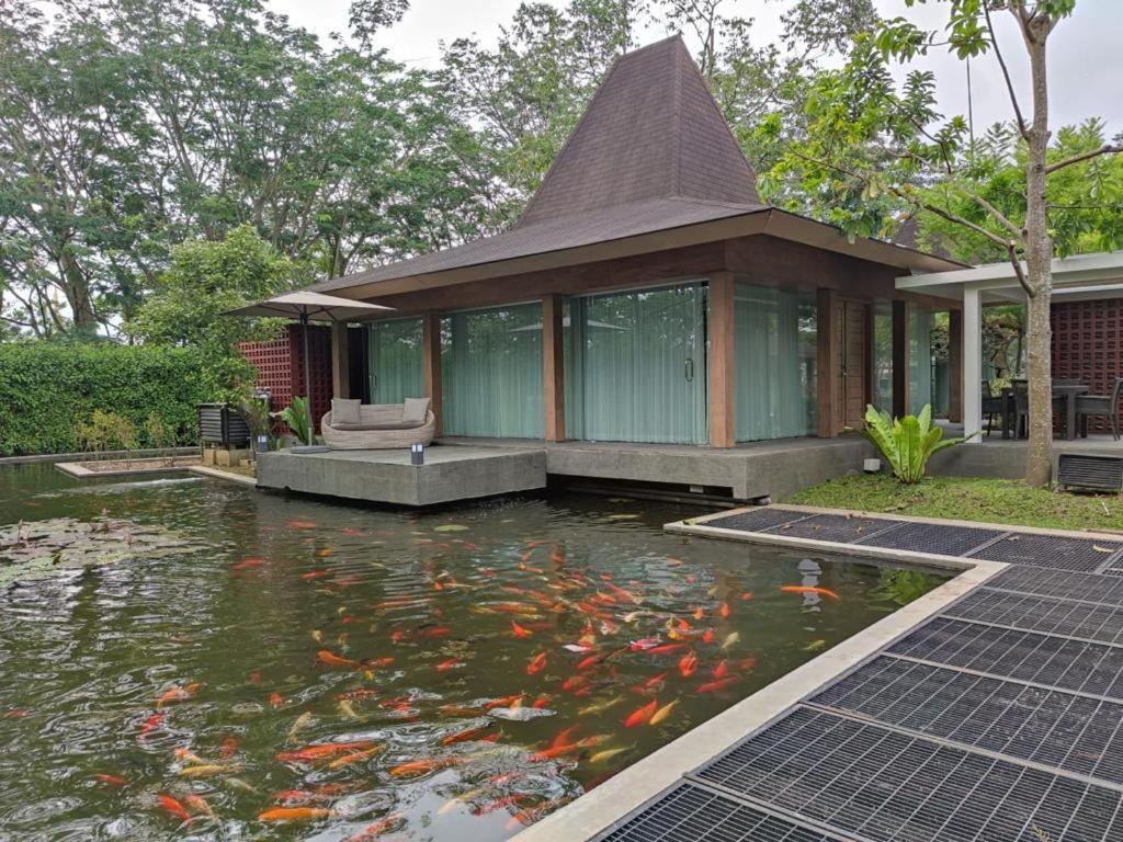 Djoglo Luxury Bungalow Wendit Exteriér fotografie