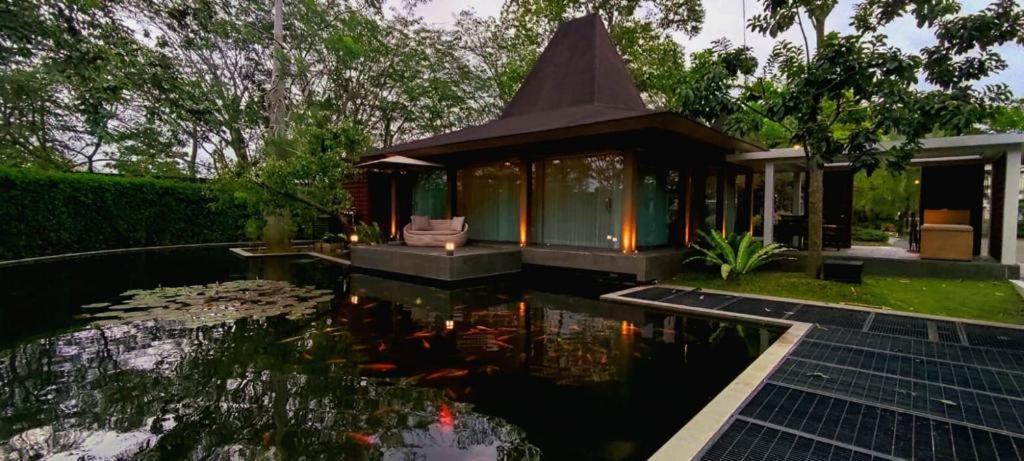 Djoglo Luxury Bungalow Wendit Exteriér fotografie